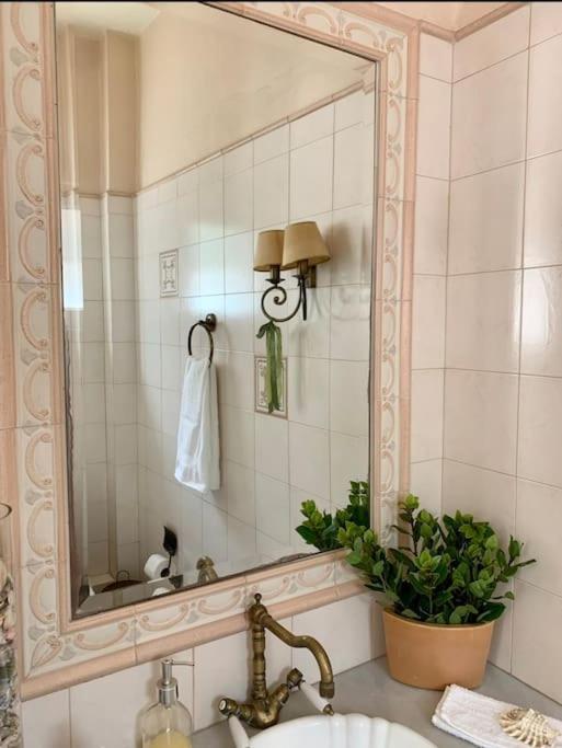 Marine'S Lux Villa:Golden Sunset Kalamáta Eksteriør bilde